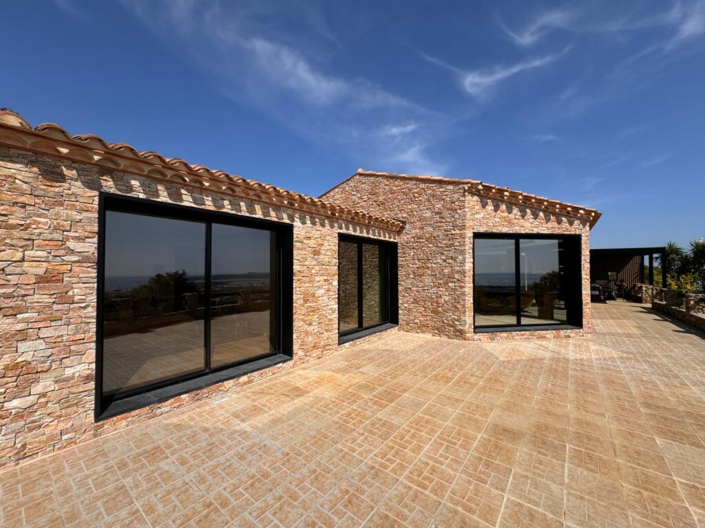 Aluminium windows and doors