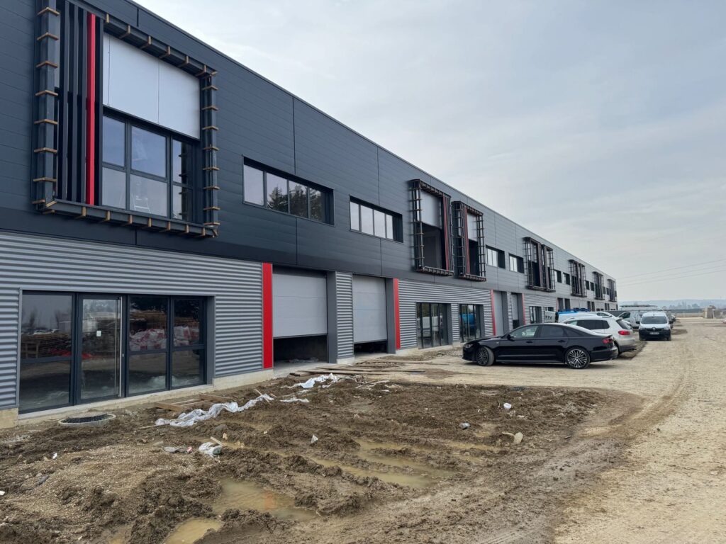 Business units, Avrainville, France — façade detail
