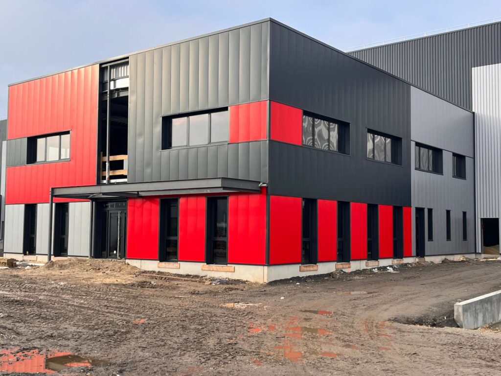 Hală de producție, Blanquefort, Franța — vedere exterioară