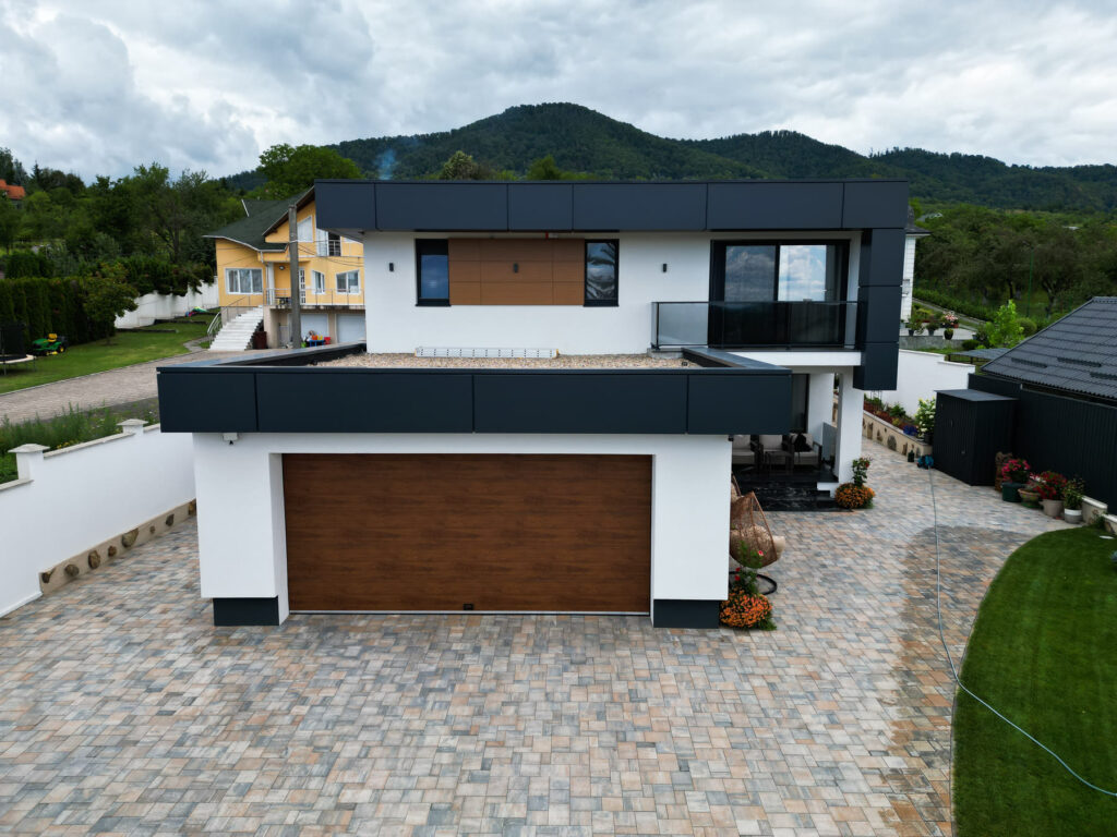 Detached house – Casa Lupșe – Romania