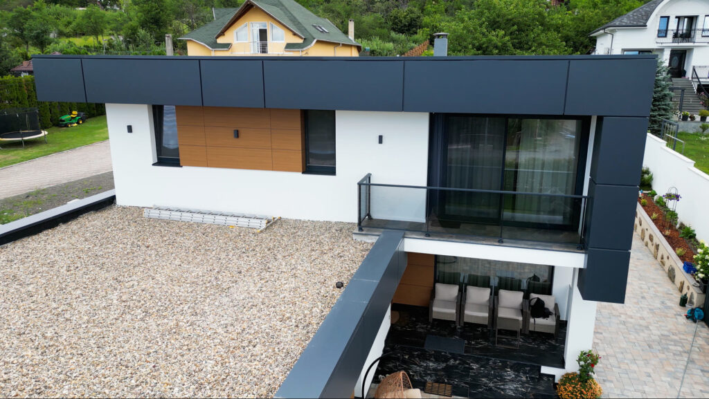 Detached house — terrace