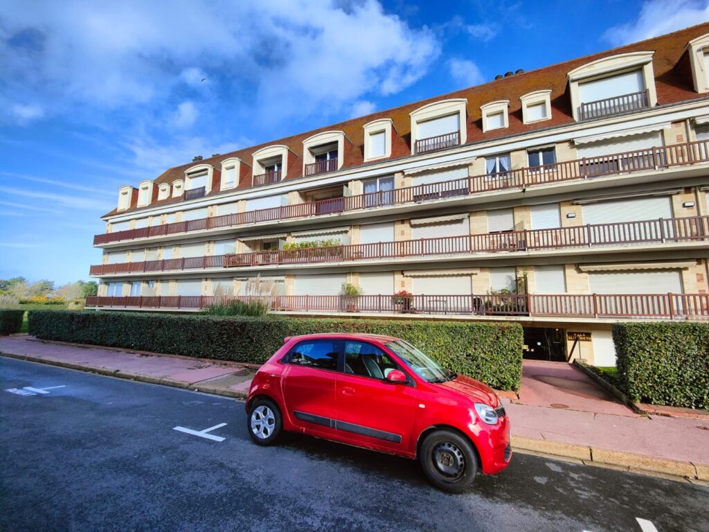 Residential building, Deauville, France — exterior view