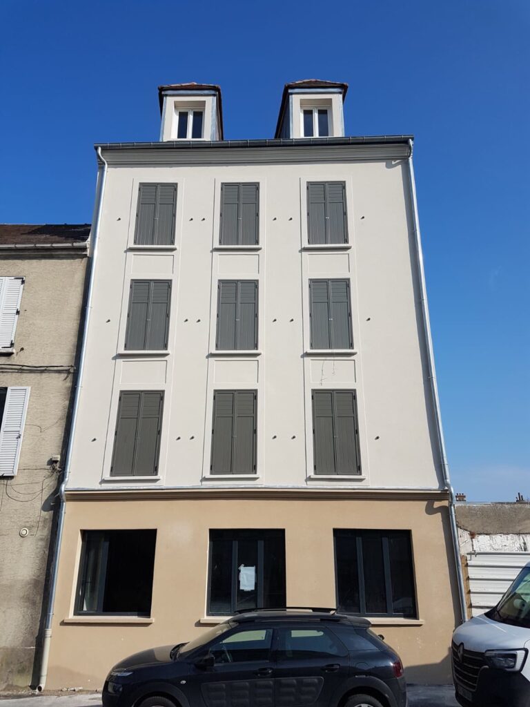 Imobil de locuințe, Meaux, Franța — vedere exterioară