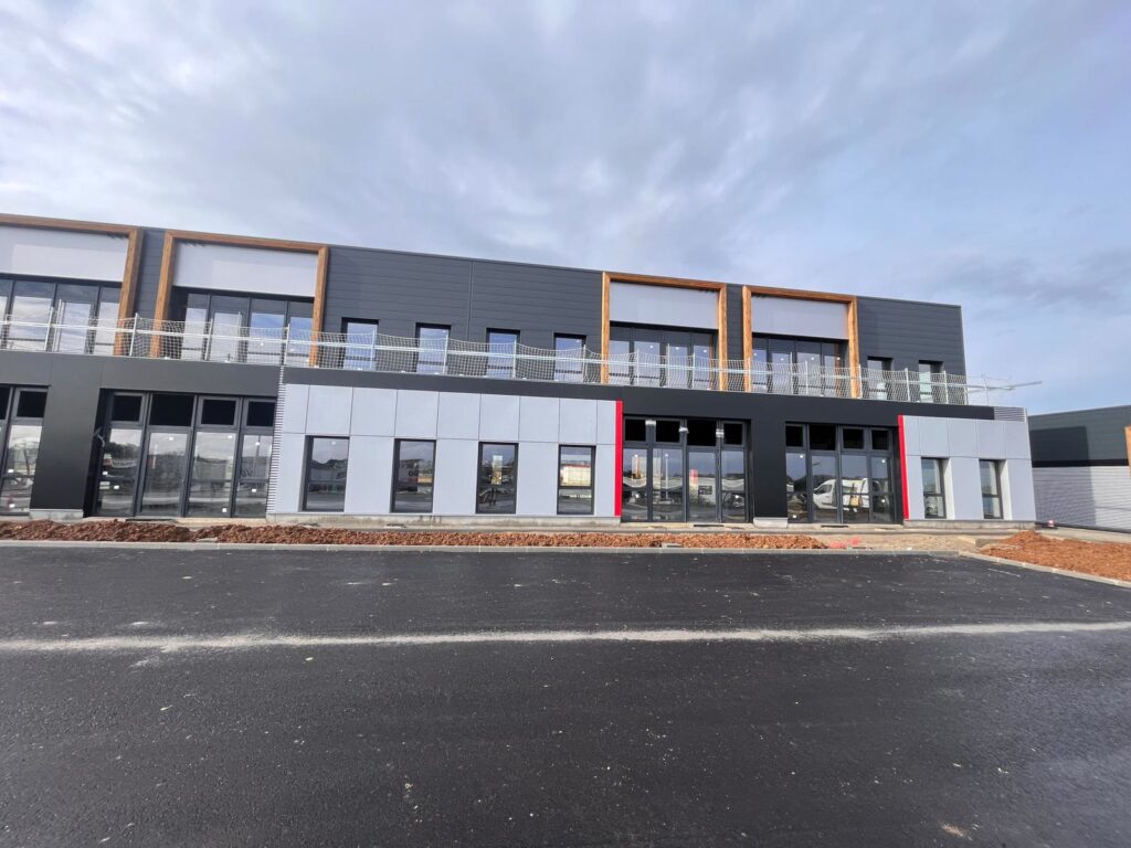 Business park, Poitiers, France — façade
